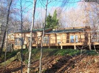 12855 Rockhaven Rd, Chesterland, OH 44026