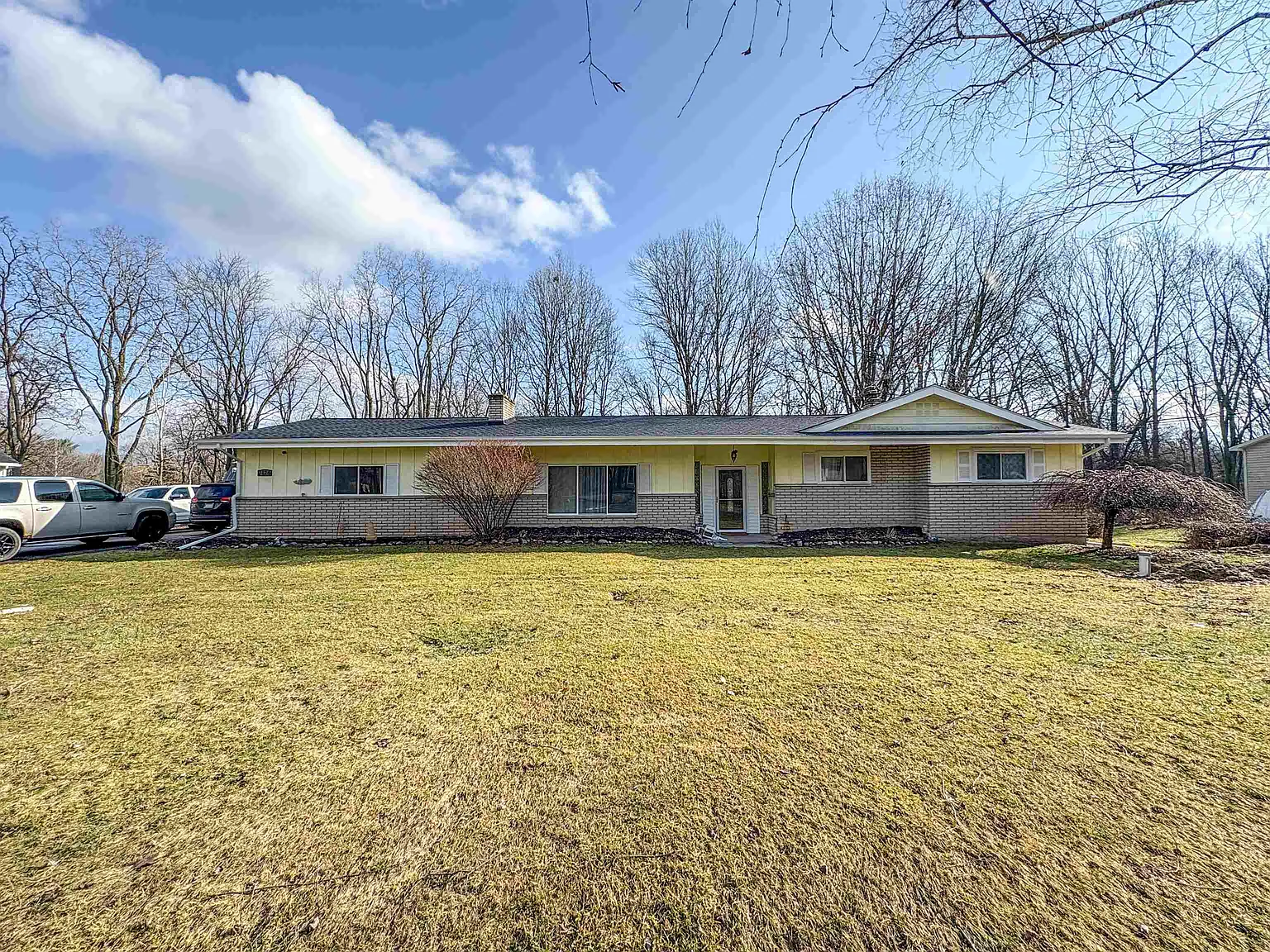 7126 Birchwood Dr photo 1