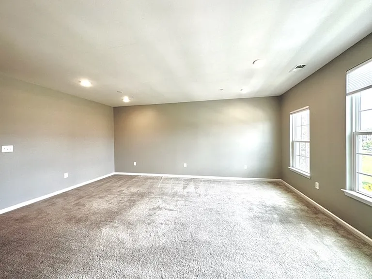 5312 N Center Dr — Photo 19