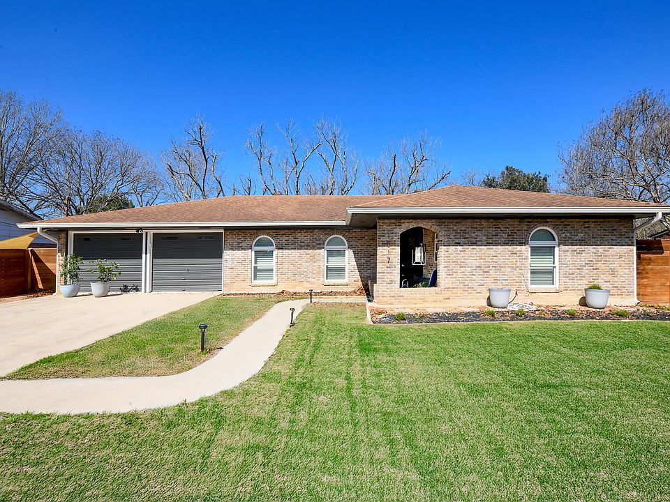1st image of 1317 Azalea Ln