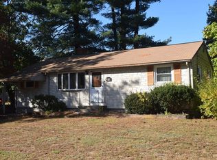 21 Patriot Rd, Tewksbury, MA 01876
