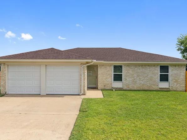 9920 Alemeda Ct, Fort Worth, TX 76108