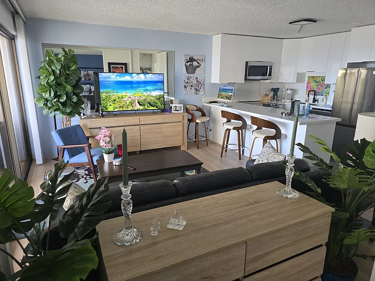 2140 Kuhio Ave #Penthouse 2506-1 — Photo 5