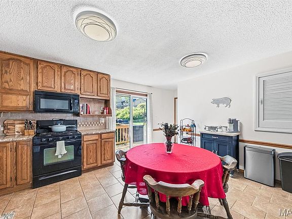5th image of 5360 Glencullen Way