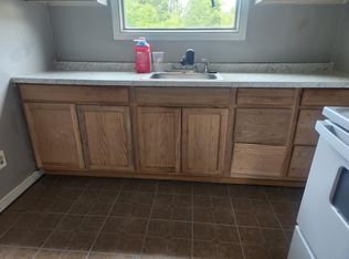118 8th St #11232389, Beaver, WV 25813