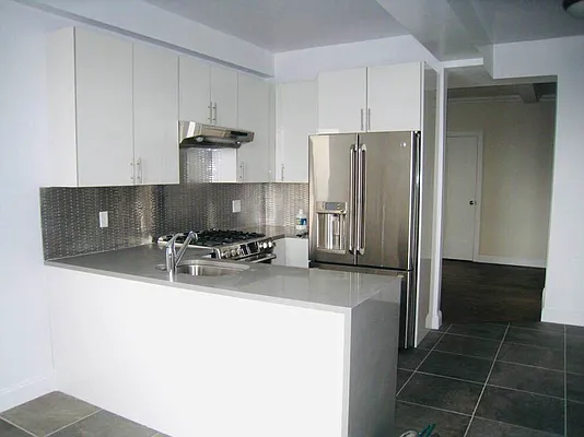 Rented by Oxford Property Group | media 8