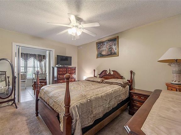 4th image of 2466 Ecuadorian Way APT 72