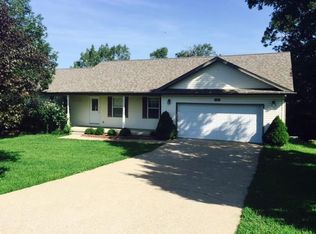 131 Saw Mill Rd, Saint Robert, MO 65584