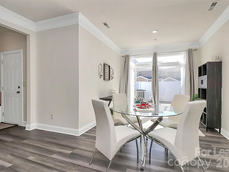 2126 Blewett Dr — Photo 12