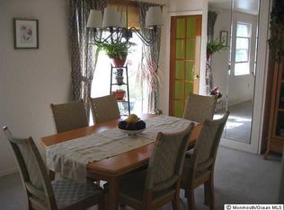 956 Greenwood Ave, Keyport, NJ 07735