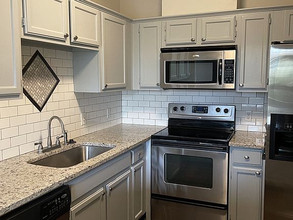 3rd image of 5310 Keller Springs Rd APT 423