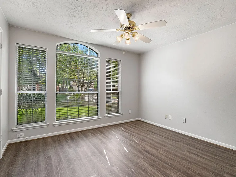 19 Terrell Trail Ct — Photo 9