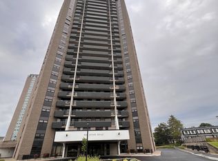 900 Dynes Rd #901, Ottawa, ON K2C 3L6