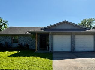 6156 S 117th East Ave, Broken Arrow, OK 74012