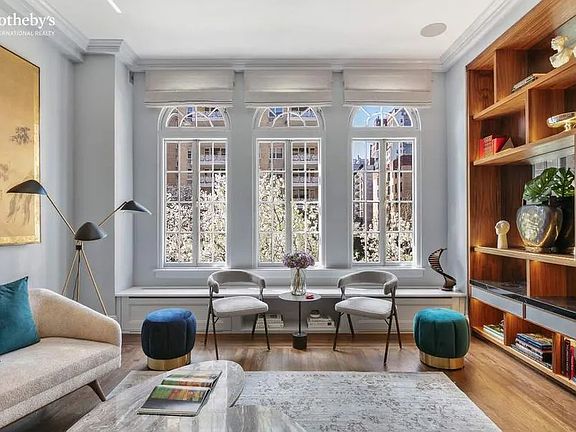 3rd image of 45 E 9th St APT 38