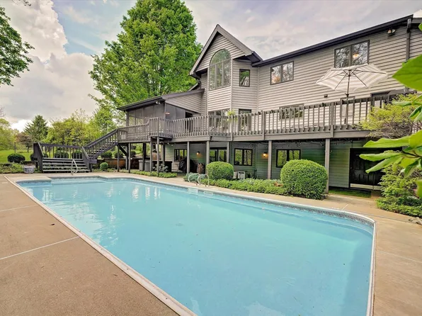 3730 E Devonshire Ct, Bloomington, IN 47408