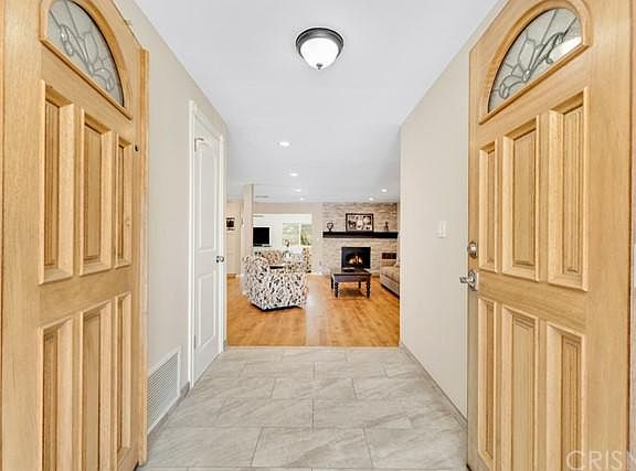 4th image of 10203 Petit Ave