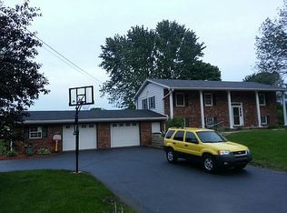 1665 N Royal Oaks Dr, Monticello, IN 47960