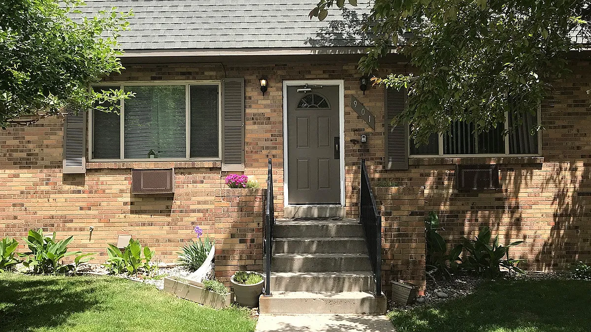 Woodside — Photo 4