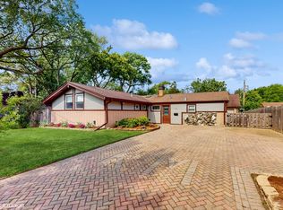 412 Washington Rd, Glenview, IL 60025