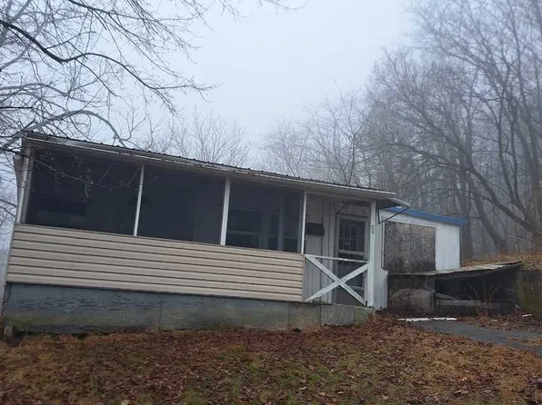 24 Search St, Shickshinny, PA 18655