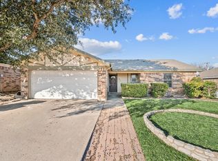 6413 High Lawn Ter, Watauga, TX 76148
