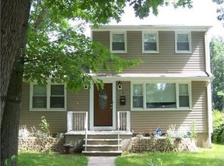 1 Oak Ln, Ringwood, NJ 07456