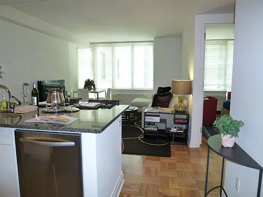 Rented by Carnegie Hill Place | media 32