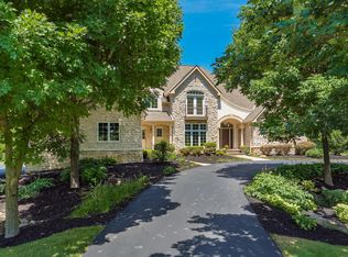 7660 Pond Close Rd, Blacklick, OH 43004