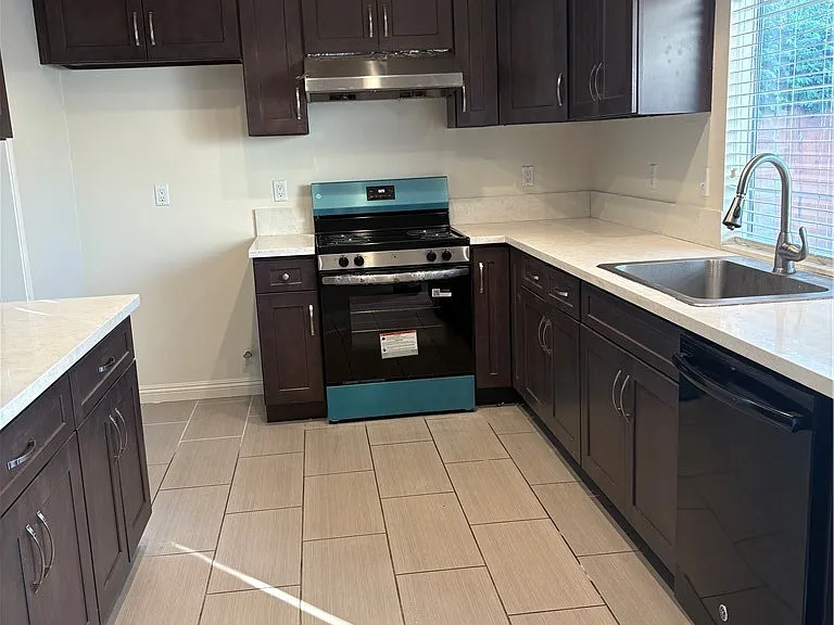 2160 Nadula Dr — Photo 10