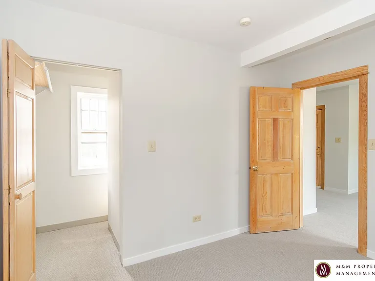 947 South Blvd — Photo 11