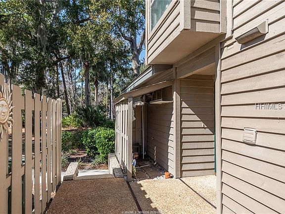 3rd image of 113 Shipyard Dr APT 136