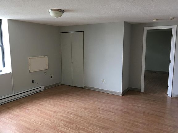 4th image of 55 Sophia St #7