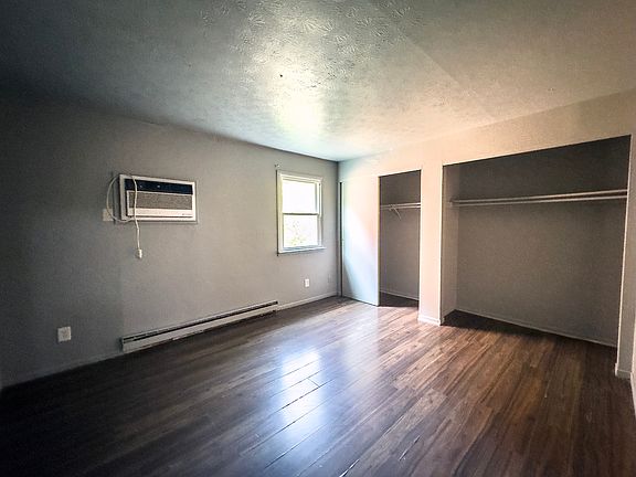 5th image of 700 Gordon Smith Blvd #6