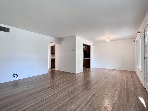 4th image of 751 S Mary Ave