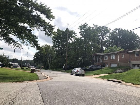 5th image of 8436 Evans Ave