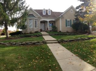 6218 Golfside Ct, Grand Blanc, MI 48439