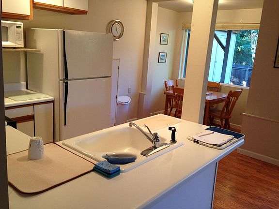 2nd image of 1565 Lilac Cir #A
