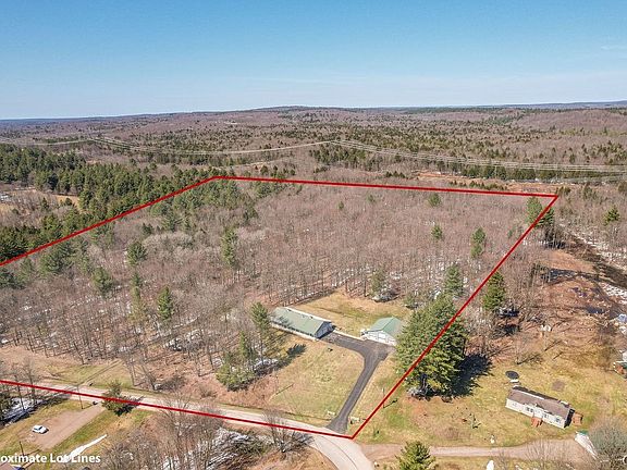 5th image of 2085 Walker Rd