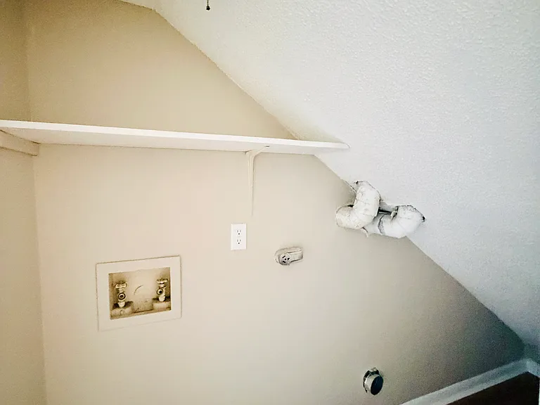 6 Almond Ct #5C — Photo 16