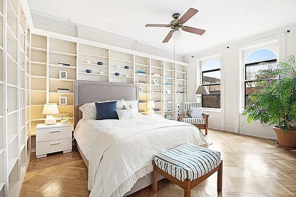Sold by Compass | media 35