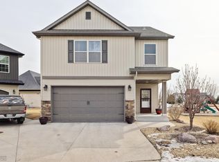 4134 Clubhouse Dr S, Fargo, ND 58104