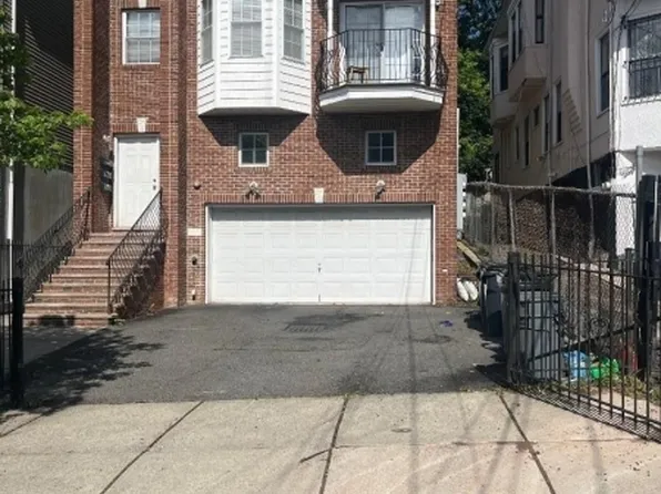 83 Farley Ave, Newark City, NJ 07108