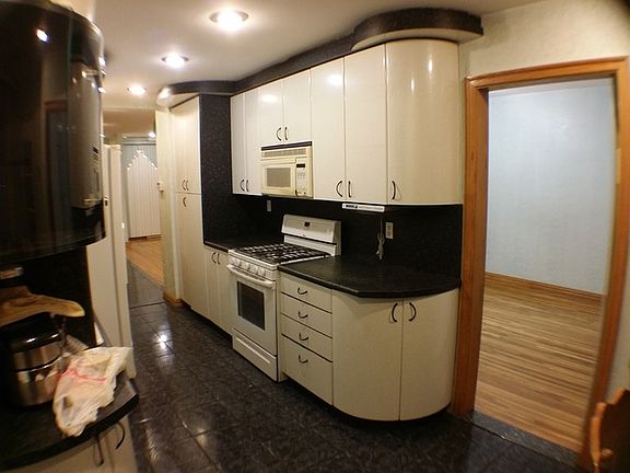 4th image of 6662 Thornton Pl #All