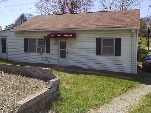 2nd image of 3788-3790 Mt. Royal Blvd.