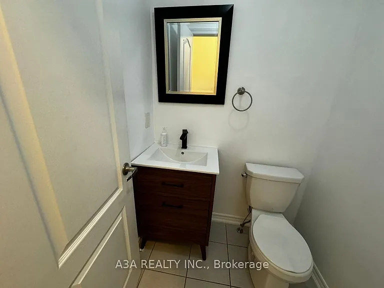 21 Deneb St — Photo 18