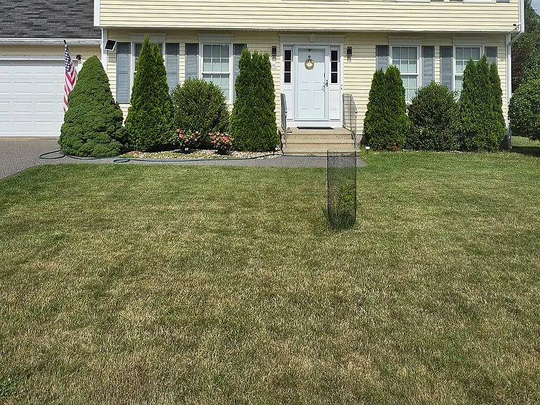 19 Normandy Way — Photo 2