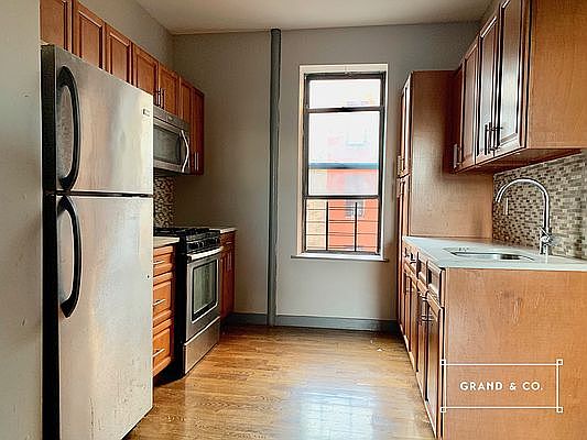 3rd image of 1254 Union St APT 3D