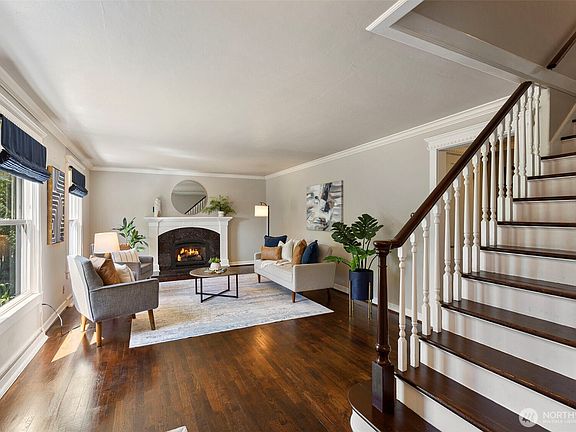 4th image of 1118 Hayward Avenue