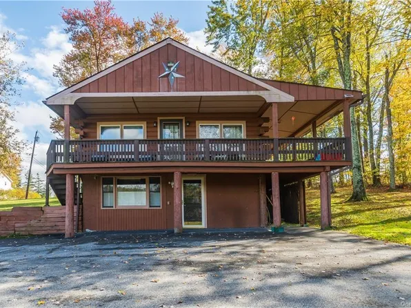 9 Low Road, Wallkill, NY 12589
